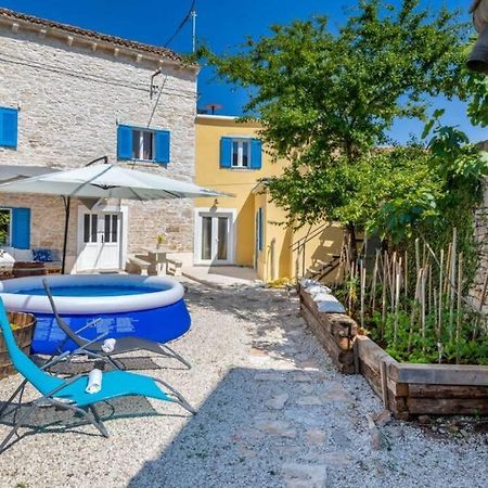 Villa Casa Di Pietra Matelici Divšići Exterior foto